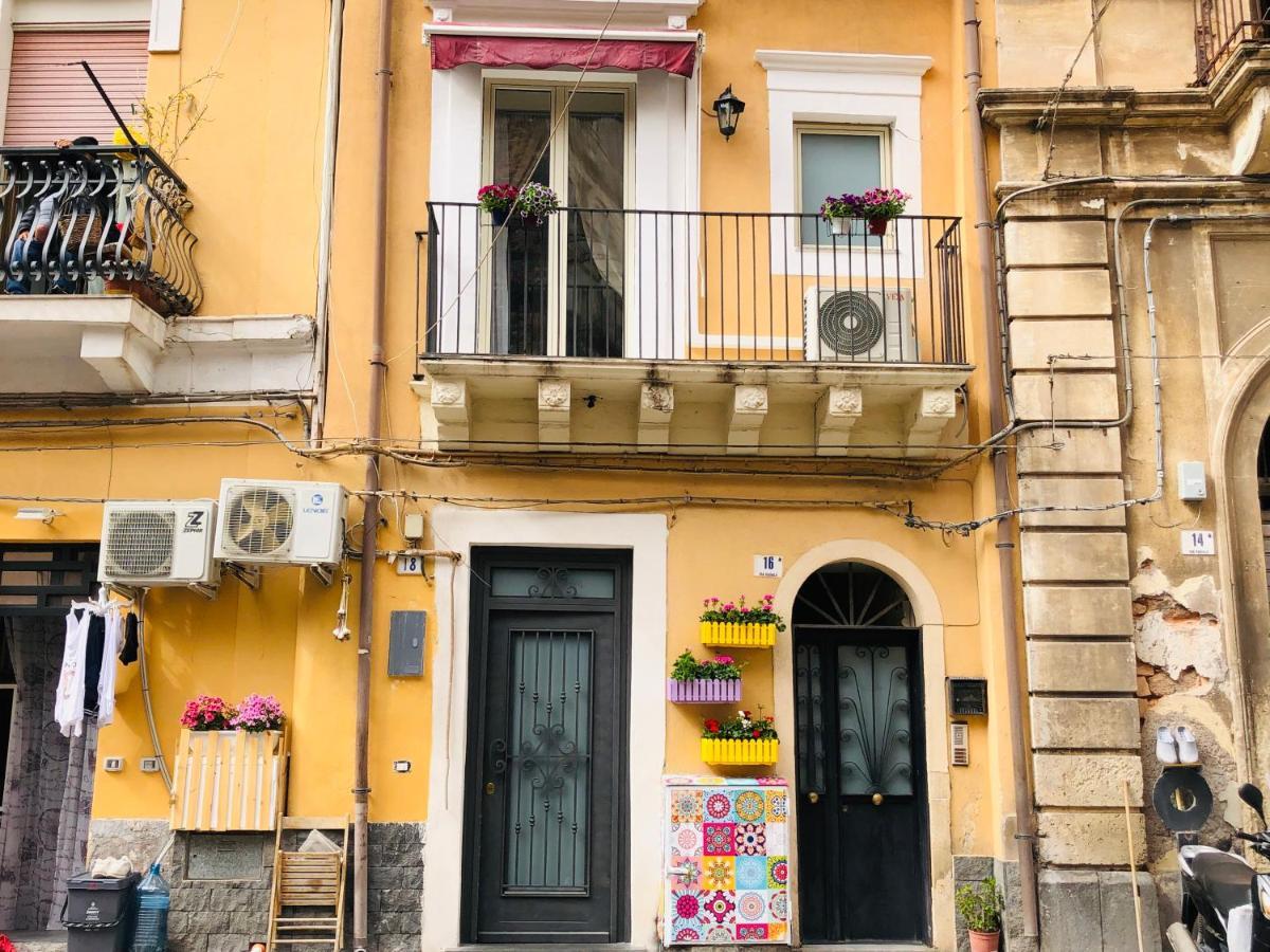 Petit Palais Apartment Catania Luaran gambar